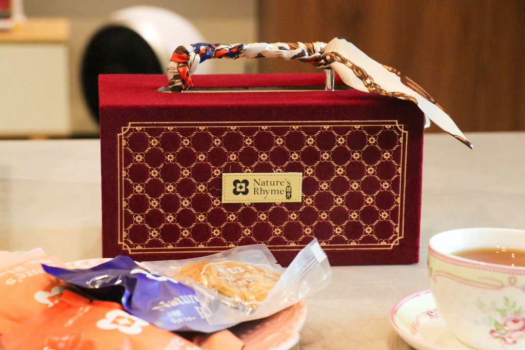 果乾界的愛馬仕--Nature's Rhyme小幸韻果乾禮盒 果乾界的愛馬仕--Nature's Rhyme小幸韻果乾禮盒