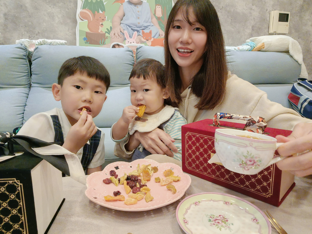 果乾界的愛馬仕--Nature's Rhyme小幸韻果乾禮盒 果乾界的愛馬仕--Nature's Rhyme小幸韻果乾禮盒