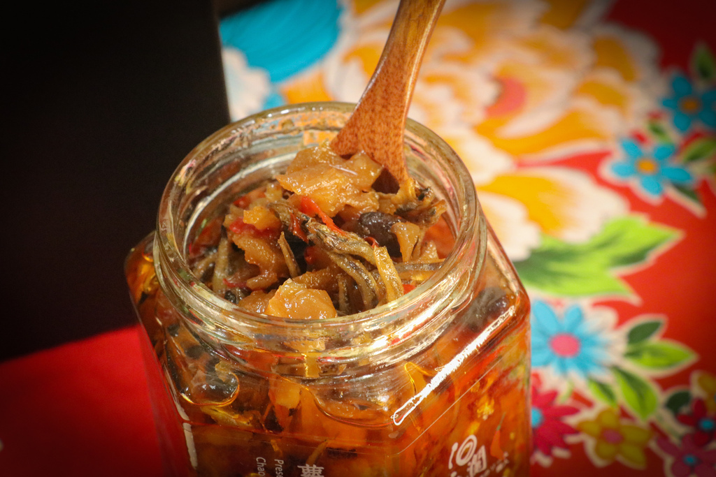 年節禮盒最佳選擇『洄瀾醬人』剝皮辣椒禮盒--家家戶戶都該擁有