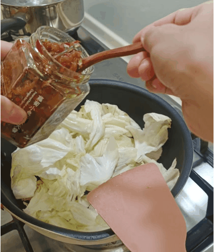 年節禮盒最佳選擇『洄瀾醬人』剝皮辣椒禮盒--家家戶戶都該擁有 年節禮盒最佳選擇『洄瀾醬人』剝皮辣椒禮盒--家家戶戶都該擁有