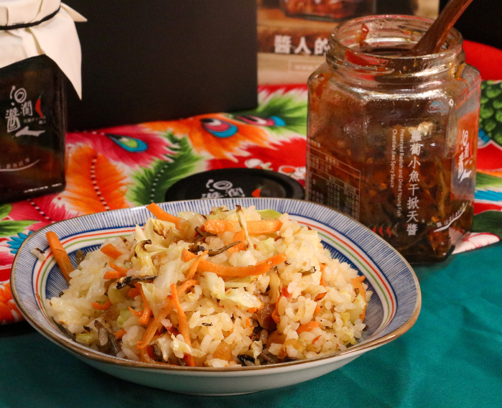 年節禮盒最佳選擇『洄瀾醬人』剝皮辣椒禮盒--家家戶戶都該擁有 年節禮盒最佳選擇『洄瀾醬人』剝皮辣椒禮盒--家家戶戶都該擁有