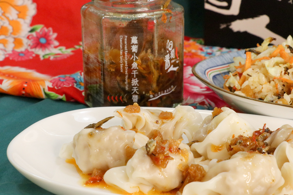 年節禮盒最佳選擇『洄瀾醬人』剝皮辣椒禮盒--家家戶戶都該擁有 年節禮盒最佳選擇『洄瀾醬人』剝皮辣椒禮盒--家家戶戶都該擁有