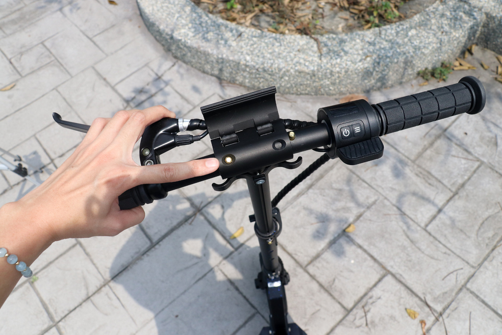 解放雙腳神器!!Waymax Lite-3電動滑板車--懶人