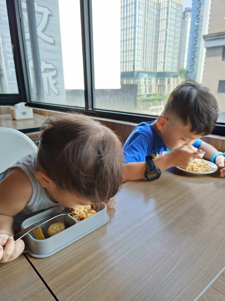 2025台中飯店-親子住宿--草悟道文旅-家庭房”住宿週邊吃 2025台中飯店-親子住宿--草悟道文旅-家庭房”住宿週邊吃