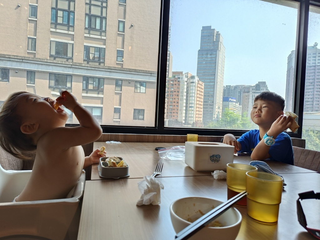 2025台中飯店-親子住宿--草悟道文旅-家庭房”住宿週邊吃 2025台中飯店-親子住宿--草悟道文旅-家庭房”住宿週邊吃