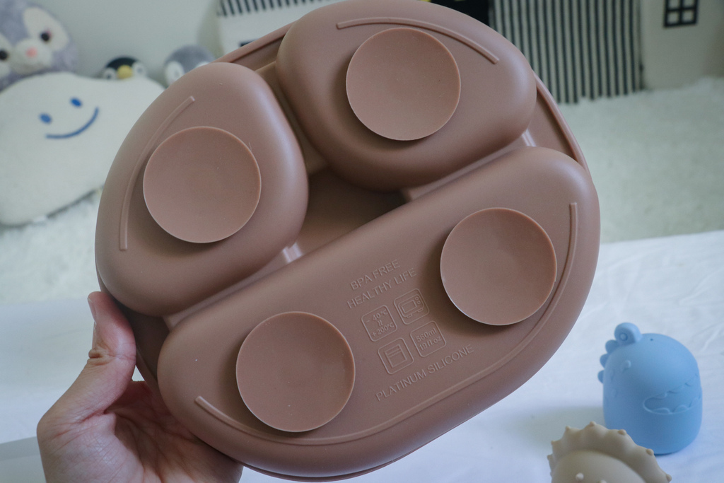 【媽咪學苑開箱】赫媽咪寶寶矽膠餐具+育兒好物實測!新手媽咪必 【媽咪學苑開箱】赫媽咪寶寶矽膠餐具+育兒好物實測!新手媽咪必