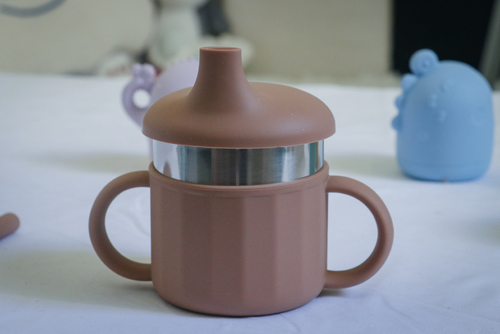 【媽咪學苑開箱】赫媽咪寶寶矽膠餐具+育兒好物實測!新手媽咪必 【媽咪學苑開箱】赫媽咪寶寶矽膠餐具+育兒好物實測!新手媽咪必