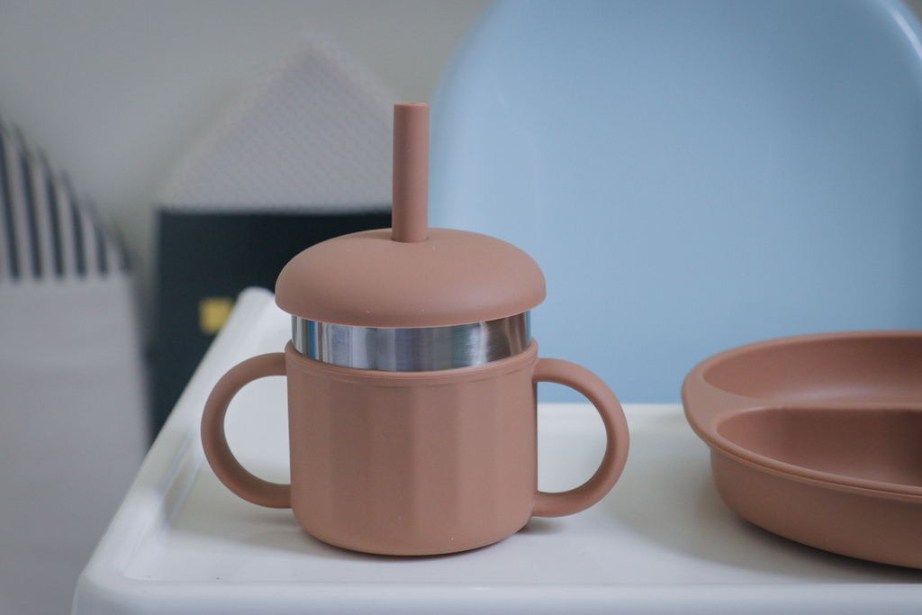 【媽咪學苑開箱】赫媽咪寶寶矽膠餐具+育兒好物實測!新手媽咪必 【媽咪學苑開箱】赫媽咪寶寶矽膠餐具+育兒好物實測!新手媽咪必