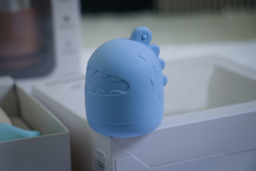 【媽咪學苑開箱】赫媽咪寶寶矽膠餐具+育兒好物實測!新手媽咪必 【媽咪學苑開箱】赫媽咪寶寶矽膠餐具+育兒好物實測!新手媽咪必