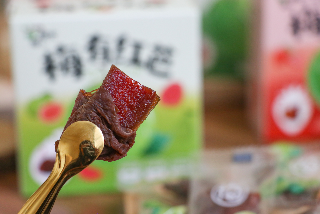 我家孩子超愛的零嘴『愛呷囡仔』超好吃梅餅--每到員林必買的伴 我家孩子超愛的零嘴『愛呷囡仔』超好吃梅餅--每到員林必買的伴