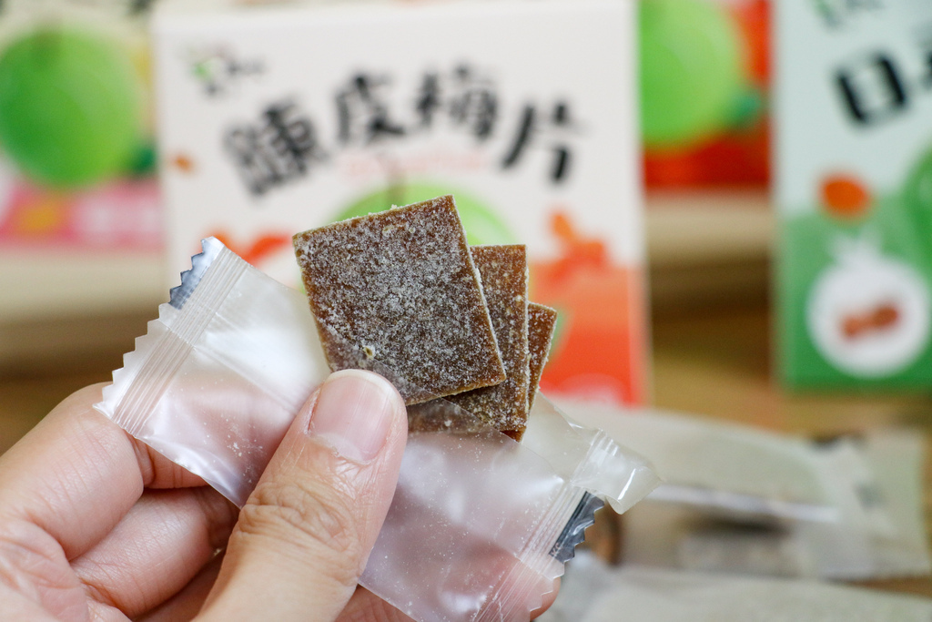 我家孩子超愛的零嘴『愛呷囡仔』超好吃梅餅--每到員林必買的伴 我家孩子超愛的零嘴『愛呷囡仔』超好吃梅餅--每到員林必買的伴