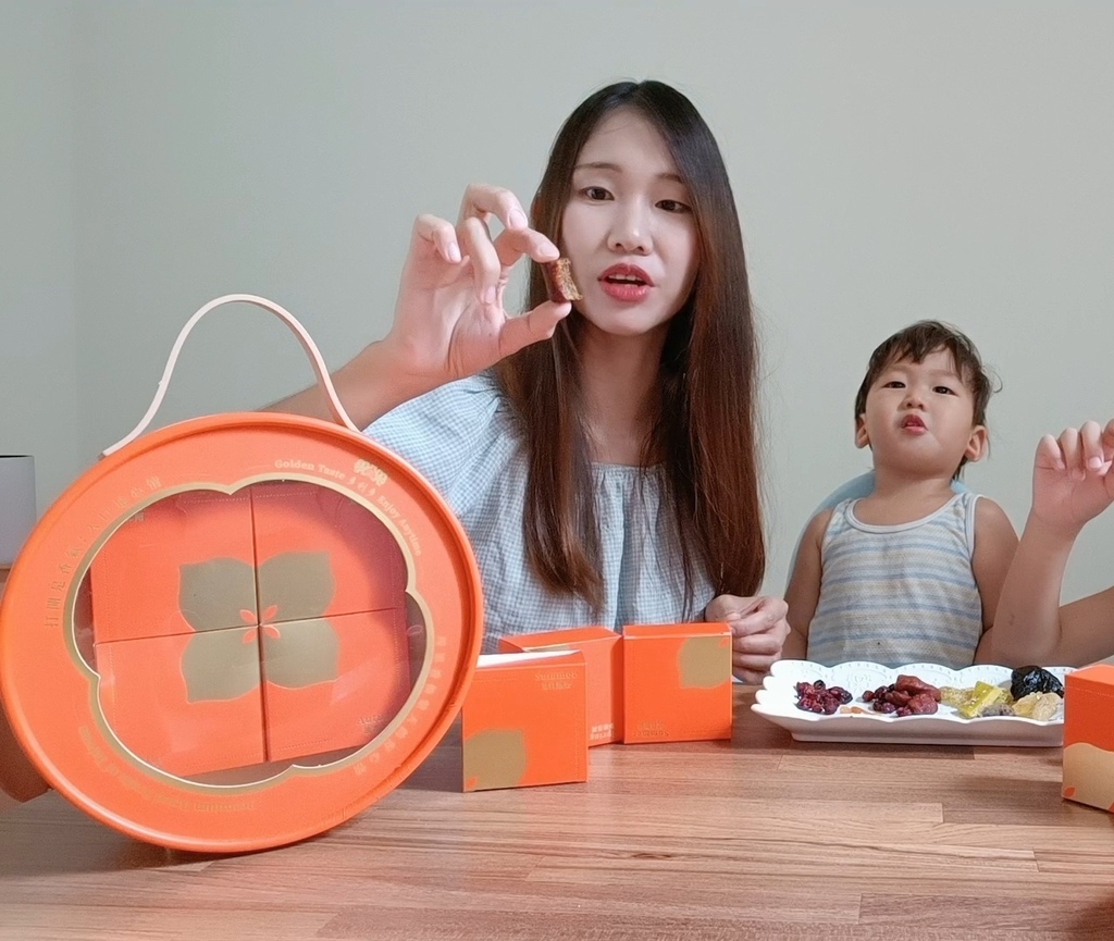 『多利多皇家禮盒』開箱🎁孩子最愛的果乾零食,高質感禮盒🎀節慶