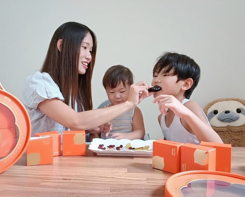 『多利多皇家禮盒』開箱🎁孩子最愛的果乾零食,高質感禮盒🎀節慶