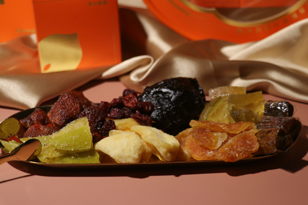 『多利多皇家禮盒』開箱🎁孩子最愛的果乾零食,高質感禮盒🎀節慶