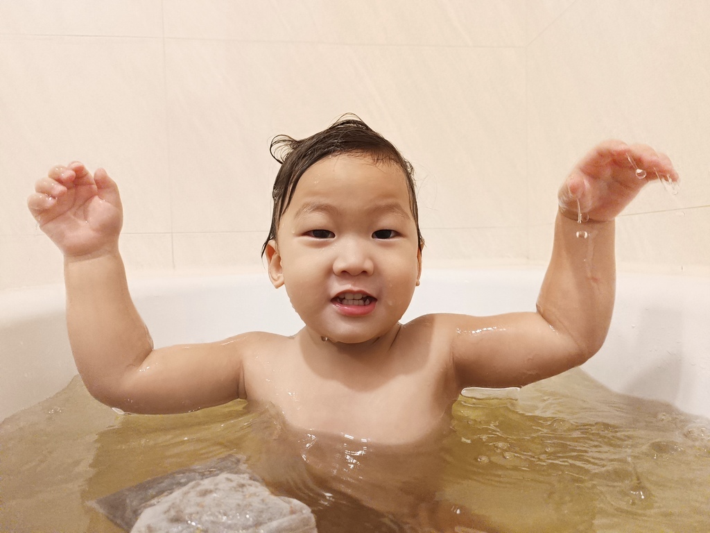 🌿森滋養艾草草本沐浴包讓寶寶洗澡也能被草本香氣溫柔擁抱