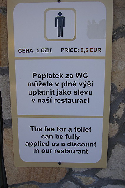 一晃眼到了捷克~一個尿尿要錢的國家