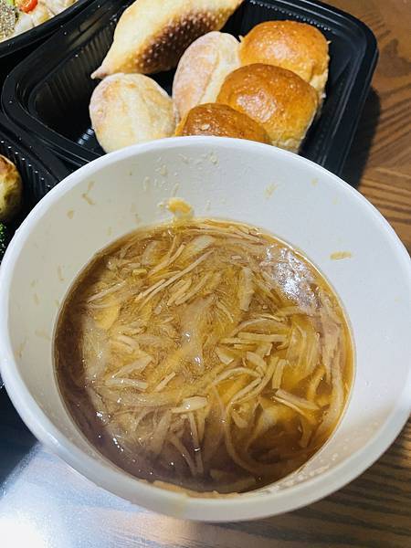 台北美食推薦：晶華robin's 牛排洋蔥湯