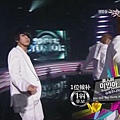 100604 KBS2 MusicBank-Super Junior-全剪輯(中字) 敏cut02.JPG