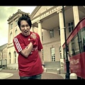 Super Junior-Victory KoreaMV敏cut02.jpg