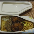 20080123 N700系新幹線弁当-打開容器的樣子