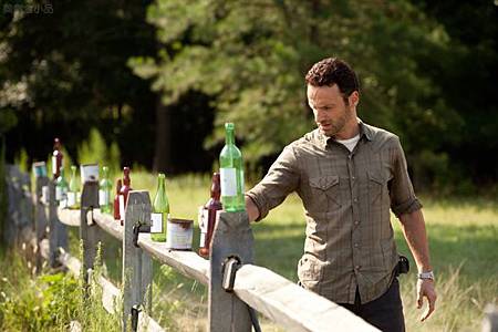 The Walking Dead2x6 (1).jpg The Walking Dead2x6 (1).jpg