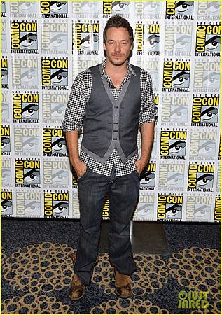 Once Upon a Time' Comic 2013 07 (19).jpg