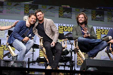 2017SDCC_WB_SPN_Panel_08.jpg