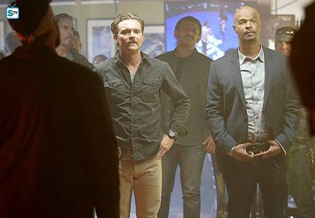 Lethal Weapon2×13(11).jpg Lethal Weapon2×13(11).jpg