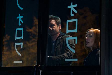 The X-Files 11x07-09.jpg The X-Files 11x07-09.jpg