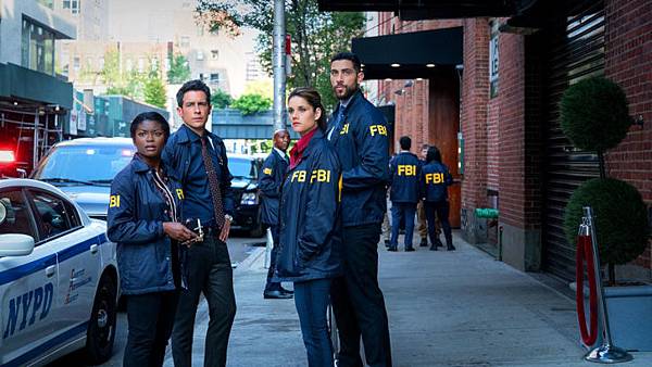FBI 2×4 (1).jpg FBI 2×4 (1).jpg
