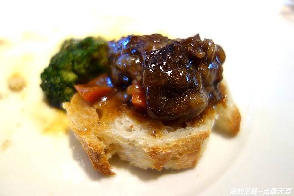 DSC02208.jpg DSC02208.jpg