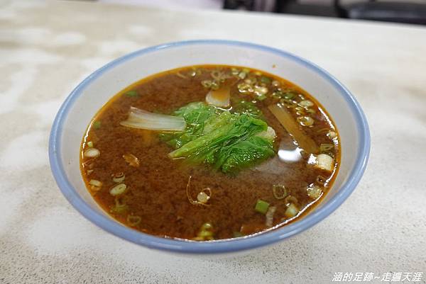 [宜蘭平價牛排] 龍潭 - 哥爸妻夫牛排館 ~ 充滿人情味的