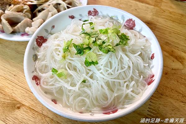 [台北東門市場美食] 羅媽媽米粉湯 ~ 東門市場超人氣名店，