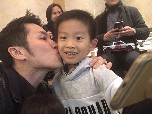 耶誕玩具拍賣會!_171226_0002.jpg 耶誕玩具拍賣會!_171226_0002.jpg