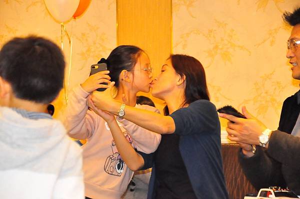 耶誕玩具拍賣會!_171226_0186.jpg 耶誕玩具拍賣會!_171226_0186.jpg