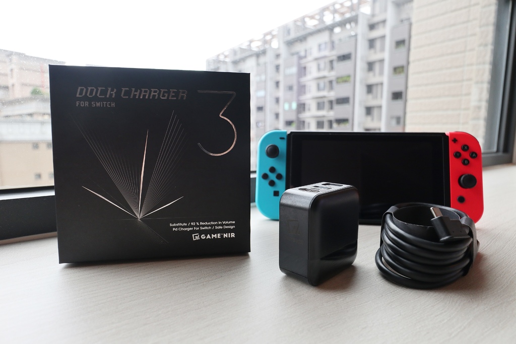 DOCK CHARGER Switch 影像轉接充電器 DOCK CHARGER Switch 影像轉接充電器