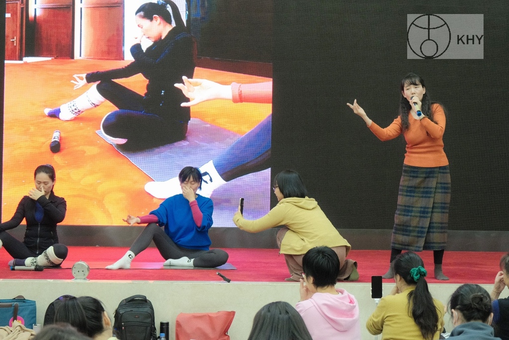 邱顯峰南京瑜伽呼吸法與身印法中級教師認證班精采回憶(一)