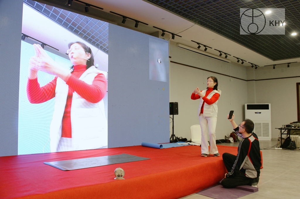 邱顯峰南京瑜伽呼吸法與身印法中級教師認證班精采回憶(一)