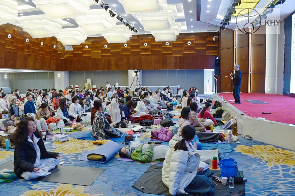 邱顯峰南京瑜伽呼吸法與身印法中級教師認證班精采回憶(二) 邱顯峰南京瑜伽呼吸法與身印法中級教師認證班精采回憶(二)