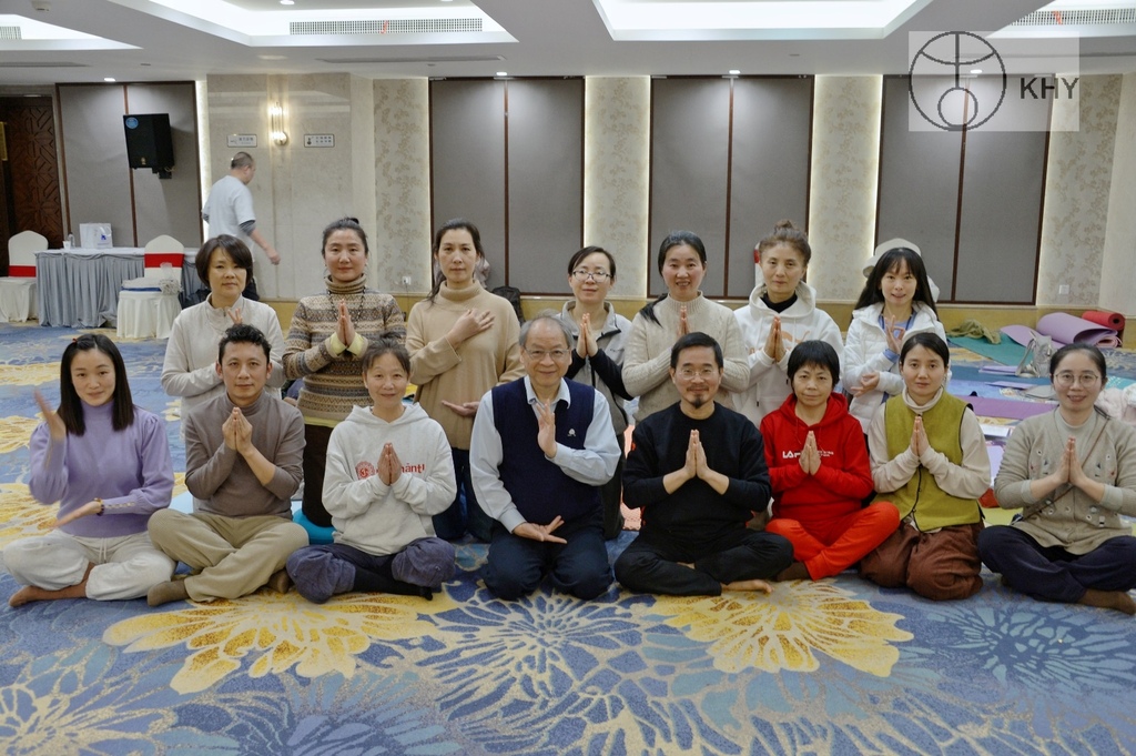 邱顯峰南京瑜伽呼吸法與身印法中級教師認證班精采回憶(二) 邱顯峰南京瑜伽呼吸法與身印法中級教師認證班精采回憶(二)