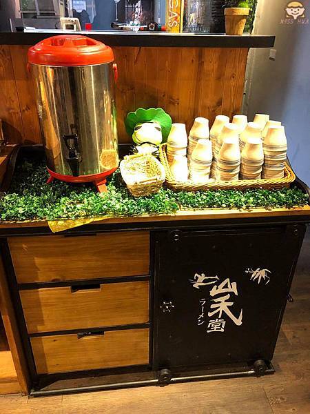 【山禾堂】日式拉麵 免費加2次麵讓你呷飽飽 附餐加點瓶裝飲料