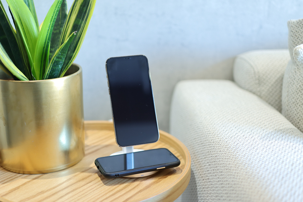 〖 3C 〗MonitorMate 二合一磁吸無線充電座 MS-II 2-in-1 Magnetic Wireless Charging Stand 開箱｜iPhone無線充電器推薦 (2).jpg