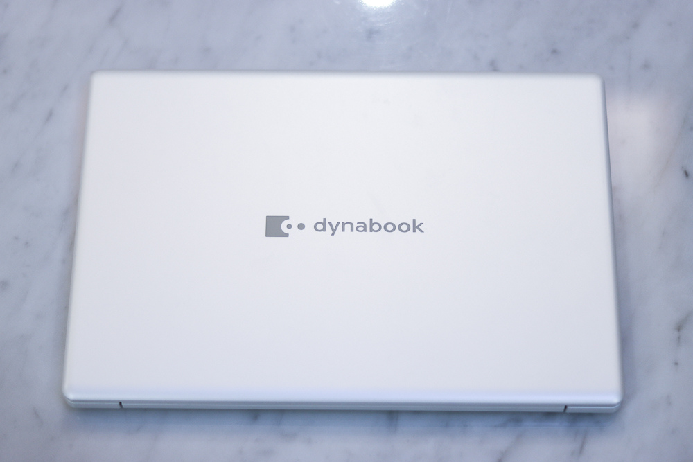 〖 3C開箱 〗有顏值又有實力的輕薄筆電 日系品牌 Dynabook CS40L-JW 是你的工作娛樂夥伴也是時尚配件