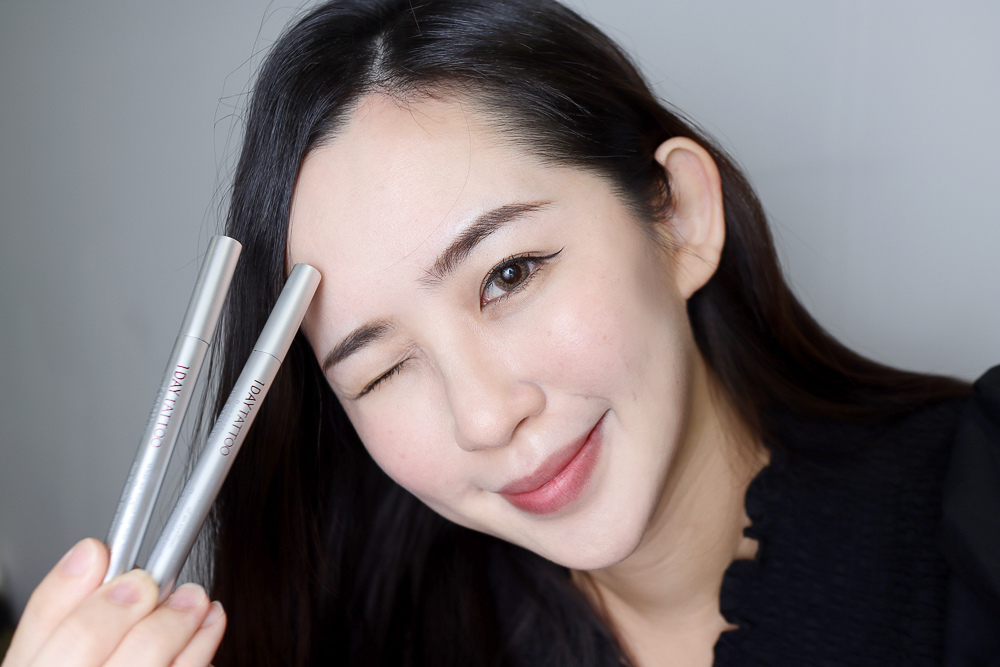 〖 眼線液 〗列入最愛眼線液名單 K-Palette 完美持久 專業版眼線液 01黑色 02棕黑 試色|2022眼線液推薦 (7).jpg 試用