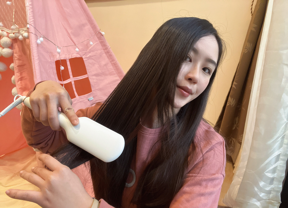 5〖造型器開箱〗MUNICHI 沐尼黑 ION負離子溫控直髮梳 升溫速度超快!及腰長髮五分鐘搞定頭髮造型.jpg 5〖造型器開箱〗MUNICHI 沐尼黑 ION負離子溫控直髮梳 升溫速度超快!及腰長髮五分鐘搞定頭髮造型.jpg