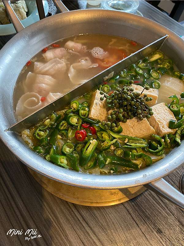 台北 美食記錄 青花驕中山分店 椒香麻辣 嚴選頂級九葉青花椒 讓人吮指回味的麻辣火鍋 Mini Mii米米要去哪 Play With Mii 痞客邦