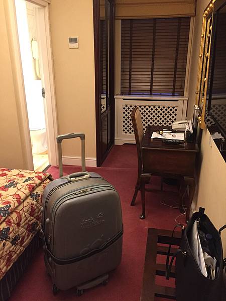 IMG_0229.JPG IMG_0229.JPG