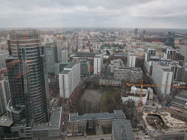 從代表處俯瞰華沙街景.JPG