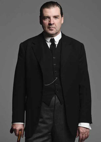 DowntonAbbeyS2_JohnBates_Valet_BrendanCoyle_OP.jpg