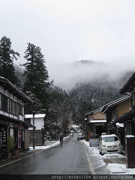 主道(往白川八幡宮)~